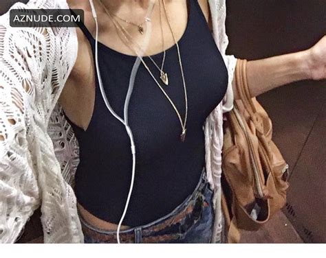 Sapna Pabbi Hot Pics Collection Aznude