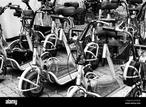 Photo Park transport, scooter Stock Photo - Alamy