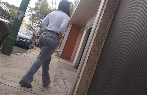 Milf With Big Boobs And Huge Ass OC Tight Jeans Forum