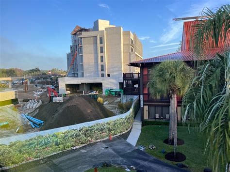 Update Construction Continues On DVC Tower At Disney S Polynesian