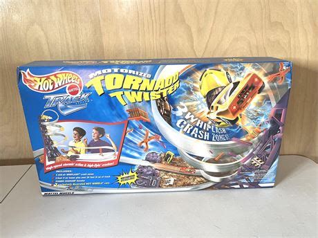North East Ohio Auctions NIB Vintage Hot Wheels Motorized Tornado Twister Track