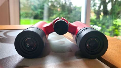 Nikon Aculon T02 8x21 binocular review | Space