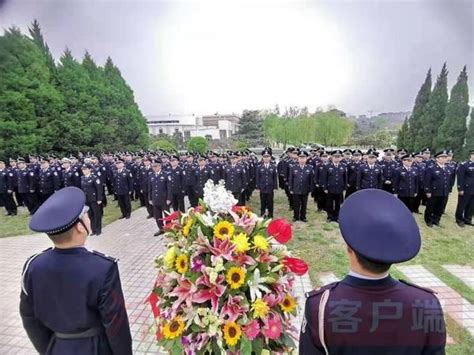 鲜花献英烈 深情忆忠魂——郑州市公安局举办清明祭奠公安英烈活动 大河网