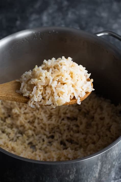 How to Cook Brown Rice (Stove & Rice Cooker) | Sweet Peas and Saffron