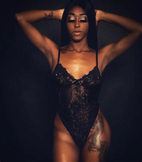 Black Beauty In Lingerie Porn Pic