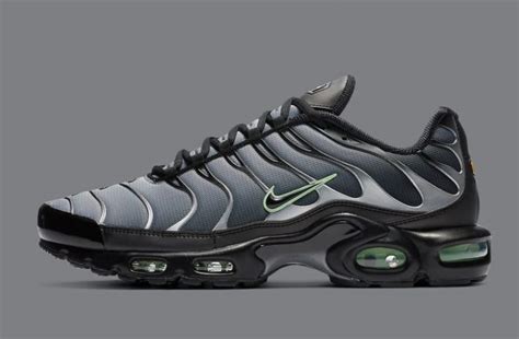 Nike Air Max Plus - история модели кроссовок
