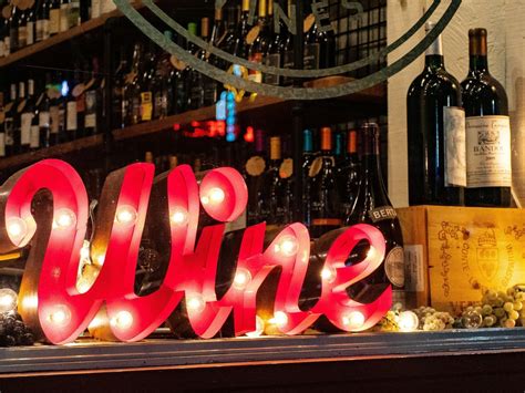 National Wine Day | May 25 - Calendarr