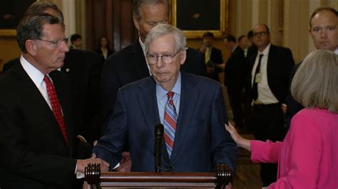 Mitch McConnell Freezes During Weekly Press Conference Returns After