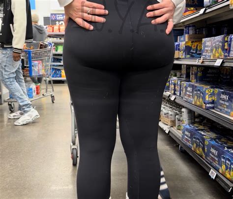 Walmart Latina With A Lil Bubble In Black Spandex Leggings Yoga