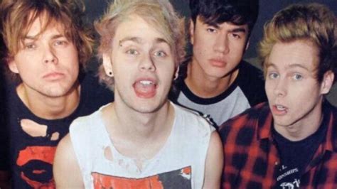 Seconds Of Summer Toca Pela Primeira Vez She S Kinda Hot Em Show VAGALUME