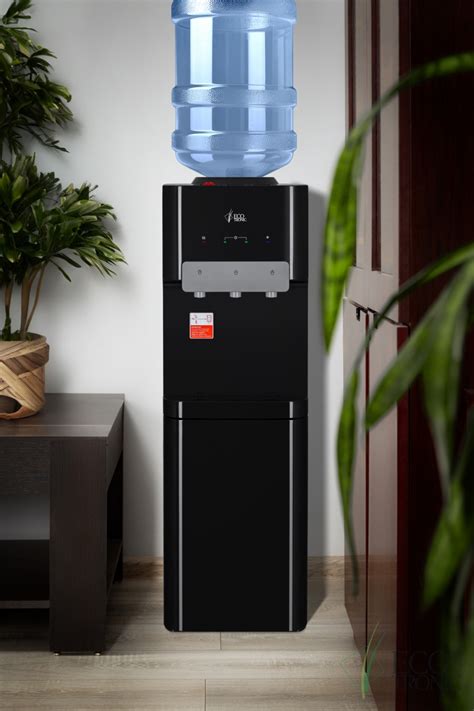 Кулер Ecotronic B4-LF black - с холодильником - Доставка питьевой воды ...