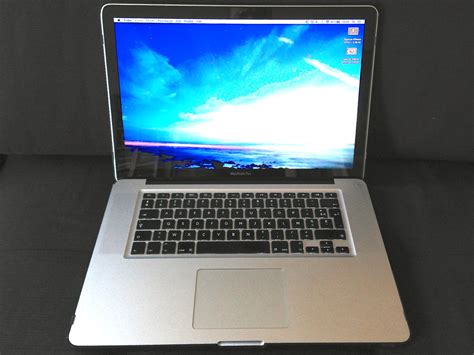 Photo Apple Macbook Pro Unibody Apple Macbook Pro Unibody