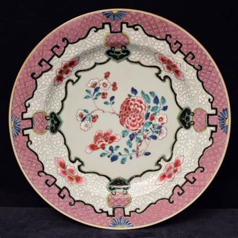 Antique Chinese Porcelain Qianlong Famille Rose Charger Sold Hart