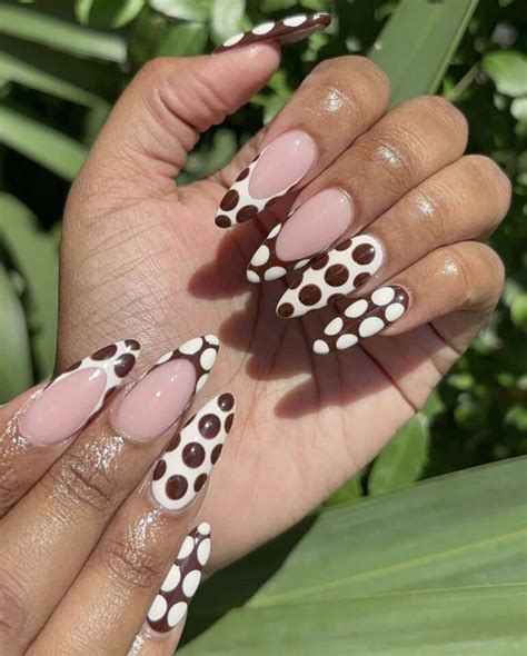 Let Your Nude Fall Nails Do The Talking With These 20 Perfect Designs