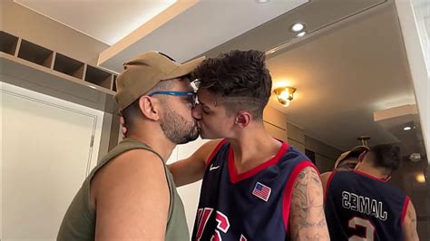 Arthur Maximo Model Page XVIDEOS