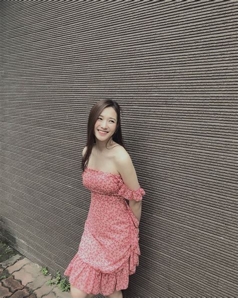 Vợ của rapper Việt nổi tiếng Là hot girl Hà thành vừa xinh đẹp vừa đa tài Báo Dân trí