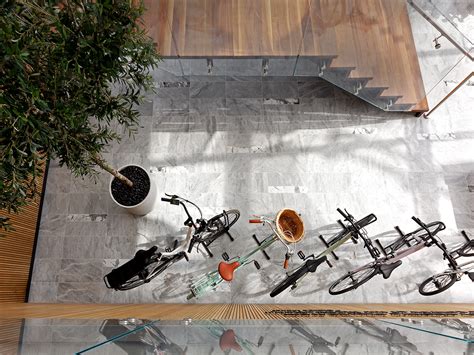 Central Park Presentation Pavilion – II BY IV DESIGN