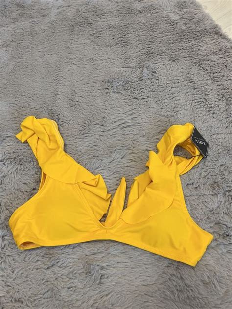 Bikini Oberteil Neu und originalverpackt in Boppelsen für CHF mit Lieferung auf Ricardo kaufen