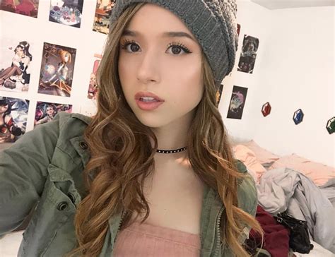 Nữ streamer Maroc xinh đẹp và hot không kém gì PewPew trong cộng đồng eSports Việt