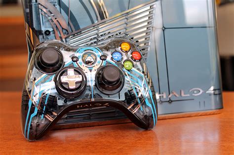 Microsoft Shows Off The Limited Edition Halo 4 Xbox 360 Egmnow