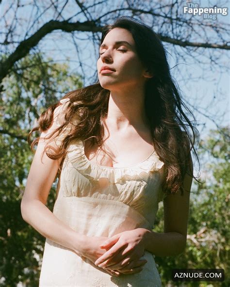 Grace Caroline Currey Sexy And Hot Photos Collection Aznude