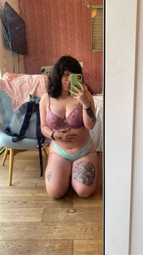 Mirror Selfieee Nudes Chubby Nude Pics Org