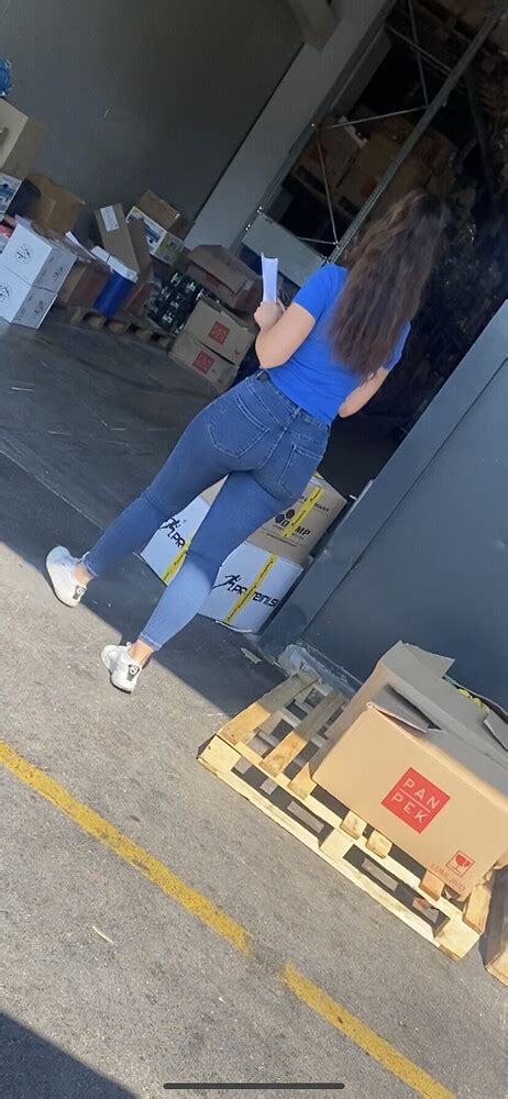 Sexy Colleague In Very Tight Jeans Fat Ass Tight Jeans Forum