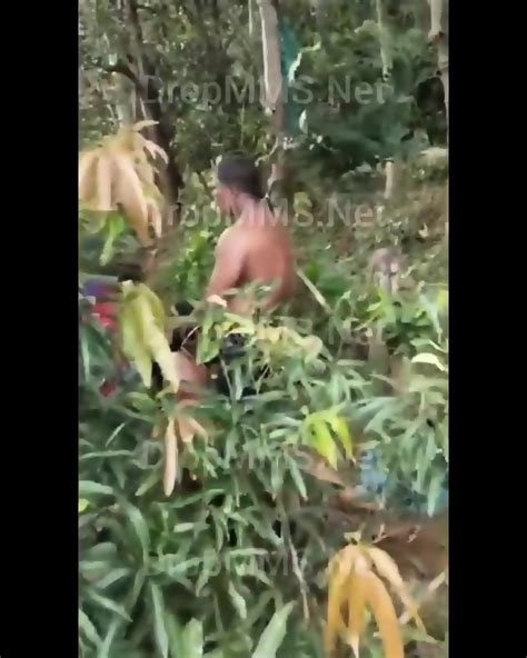 Malayalam Mature Bhabhi Open Garden