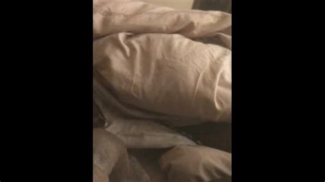 单独自慰和射精 Pornhub Gay