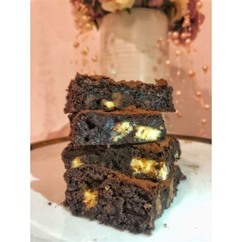 Jual Triple Schoko Large Brownies Shopee Indonesia