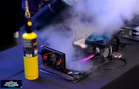 Intel Core i9-13900K розігнали до 8,2 ГГц за допомогою рідкого азоту ...