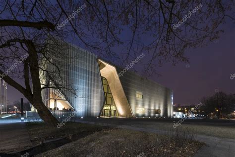 Museo De La Historia De Los Jud Os Polacos Por La Noche 2024