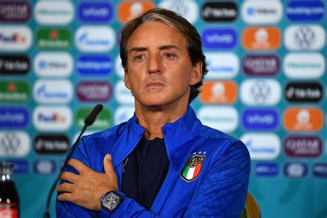 Arloji Richard Mille Temani Roberto Mancini Kala Memimpin Timnas Italia