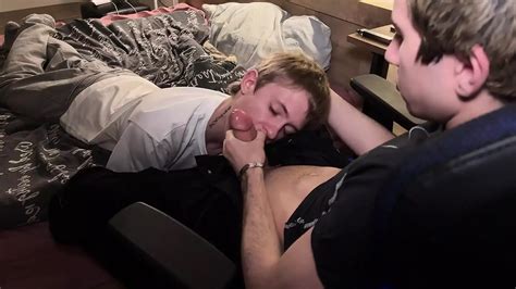 Boquete Garganta Profunda E Suculento Anal Cara Pau Grande Fodido Apertado Cu De Twink