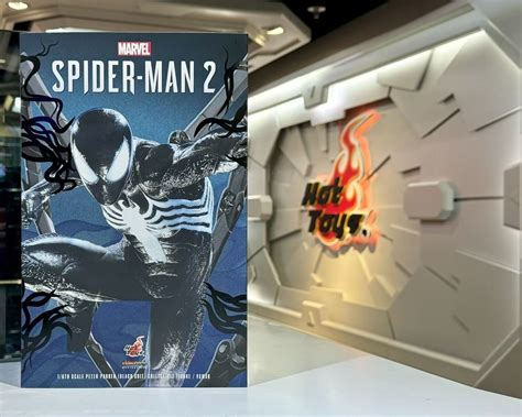 Hottoys Hot Toys Vgm Vgm Marvel S Spider Man Peter Parker Black Suit