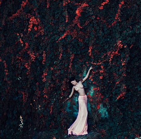 Nude For Everyone The Splendor Of The Female Body Without A Hint Of Vulgarity Pictolic