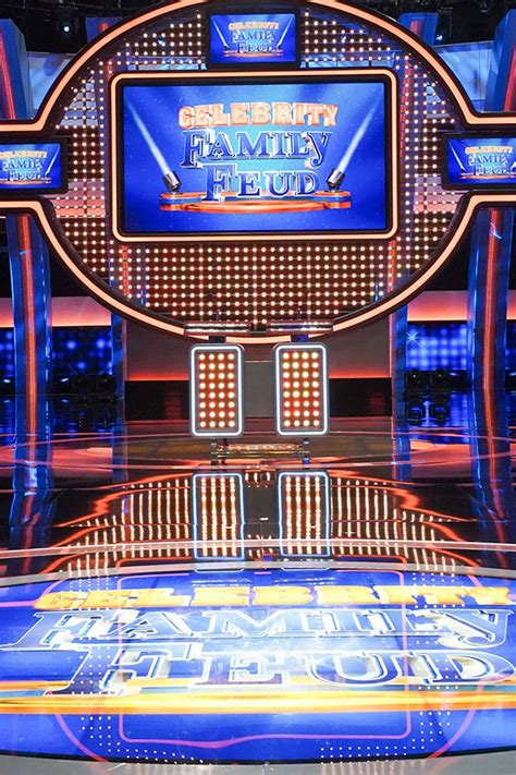 [100+] Family Feud Backgrounds | Wallpapers.com