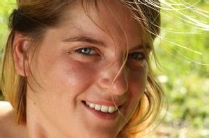 Creamy Girl Strips Nude Among Trees To Reve XXX Dessert Picture 9