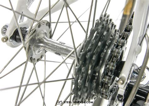 Steel Vintage Bikes Schwinn Paramount Classic Road Bike 1986