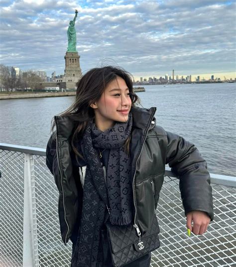 Ngắm nhan sắc Phạm Như Phương nữ VĐV giải nghệ tuổi 20 là hot girl mạng