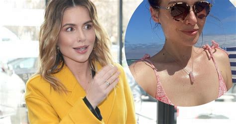 Marta Żmuda Trzebiatowska pochwaliła się zgrabnym ciałem w bikini Fani komentują pomponik pl