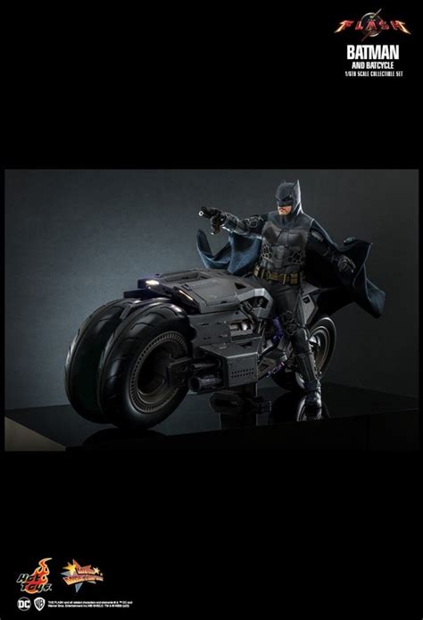 Batman Batcycle Set Aus Dem Film The Flash Von Hot Toys MMS