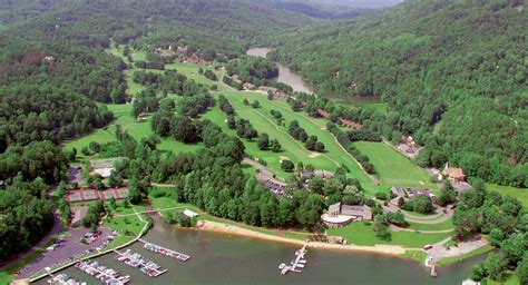 Rumbling Bald Golf Packages for 2023 | New England dot Golf