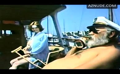 ASS SHAKING Videos Playlist AZNude