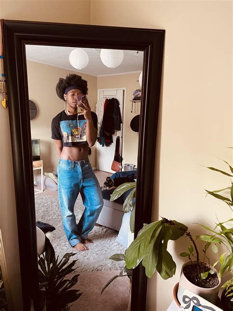 he was a skater boy, he said me hoy minoy 🧽 : r/NonBinary