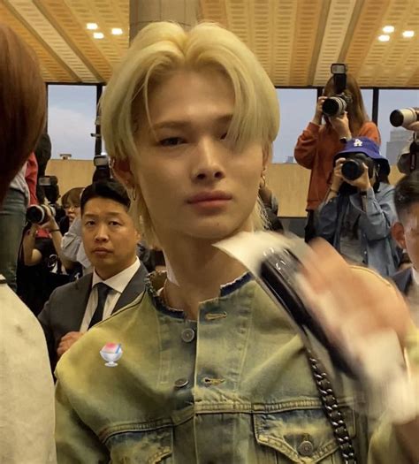 달 on Twitter this blonde bare faced ni ki 니키 ニキ