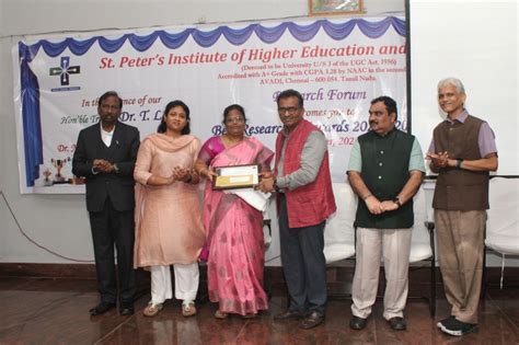 Dr Dkavitha On Linkedin Honored To Receive The Best Researcher Award