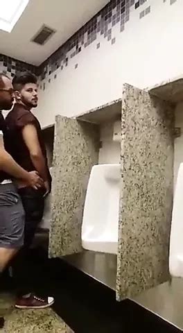 Frocetto Prende Cazzi Nei Cessi Della Stazione Gay Porn XHamster