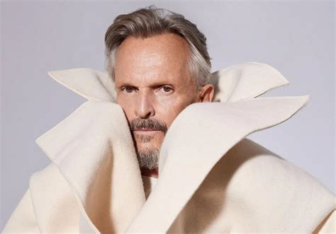 Miguel Bosé Regresa A Los Escenarios Con La Gira Importante Tour El