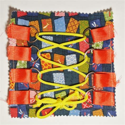 Развивающий кубик своими руками.